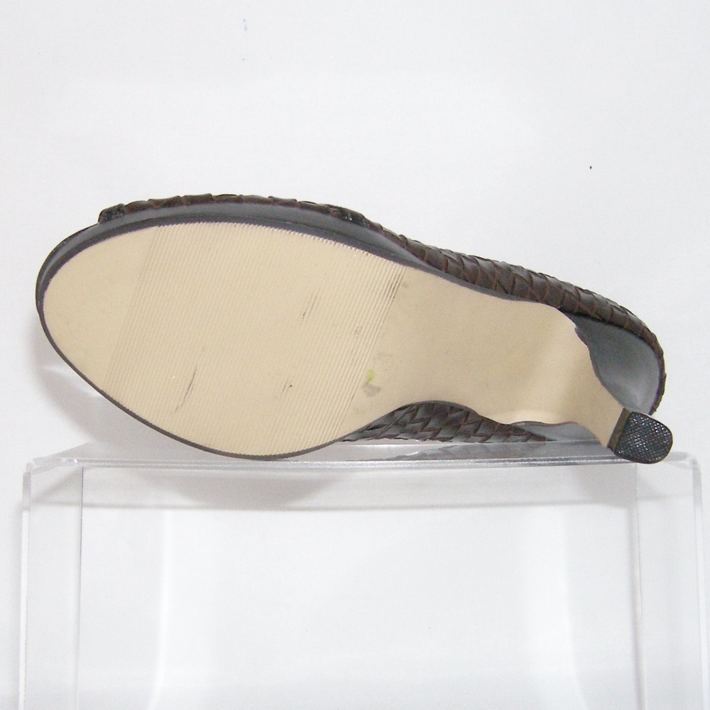 Madden Girl 'Lowla' brown weave bow platforms 8.5 - Picture 2 of 8